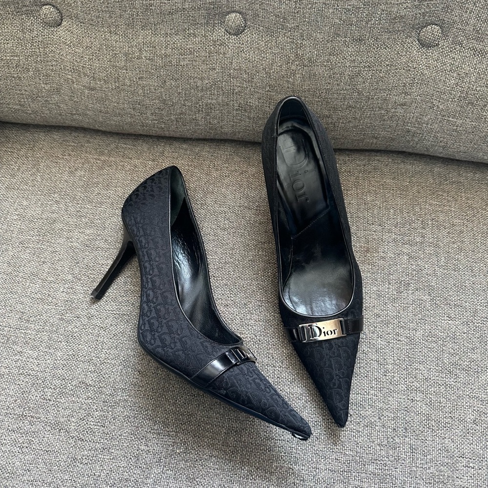 Vintage Dior monogram heel